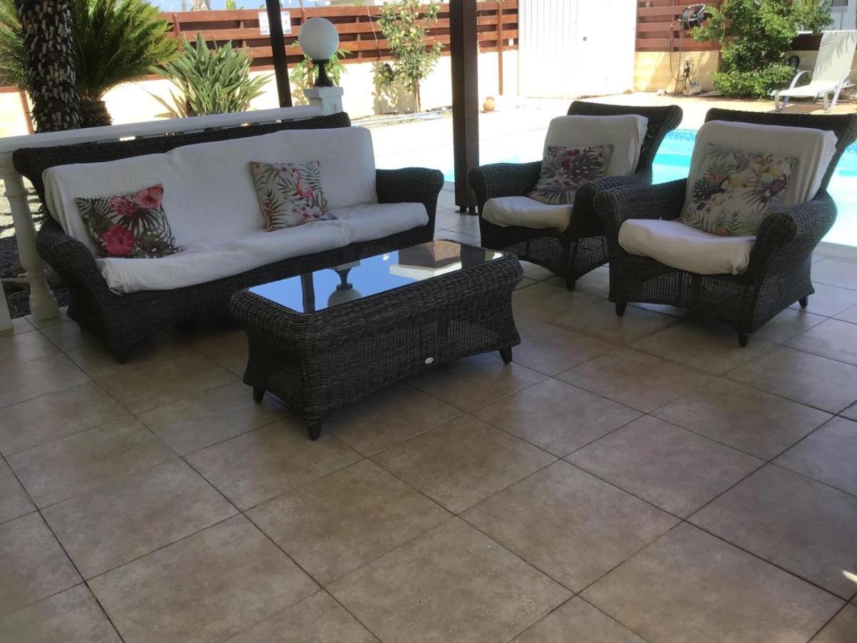 Carolyn Villa Is A Luxury 4-Bedroom Villa With Private Pool In Ayia Napa Esterno foto