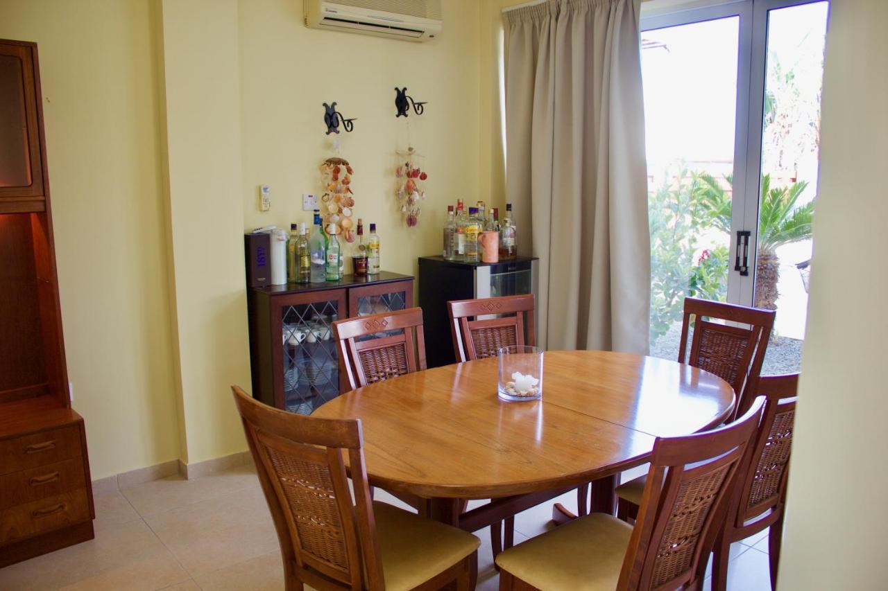 Carolyn Villa Is A Luxury 4-Bedroom Villa With Private Pool In Ayia Napa Esterno foto